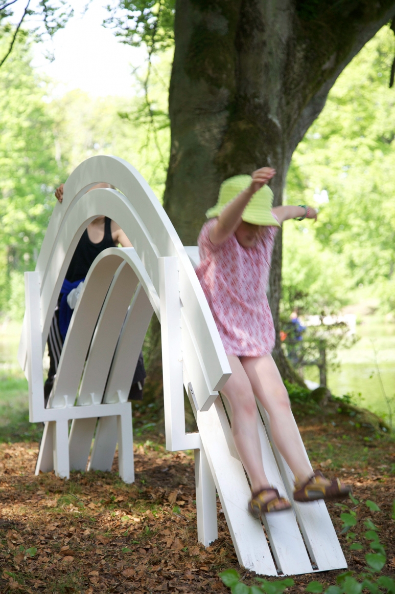 Jeppe Hein, Modified Social Bench #14, 2012