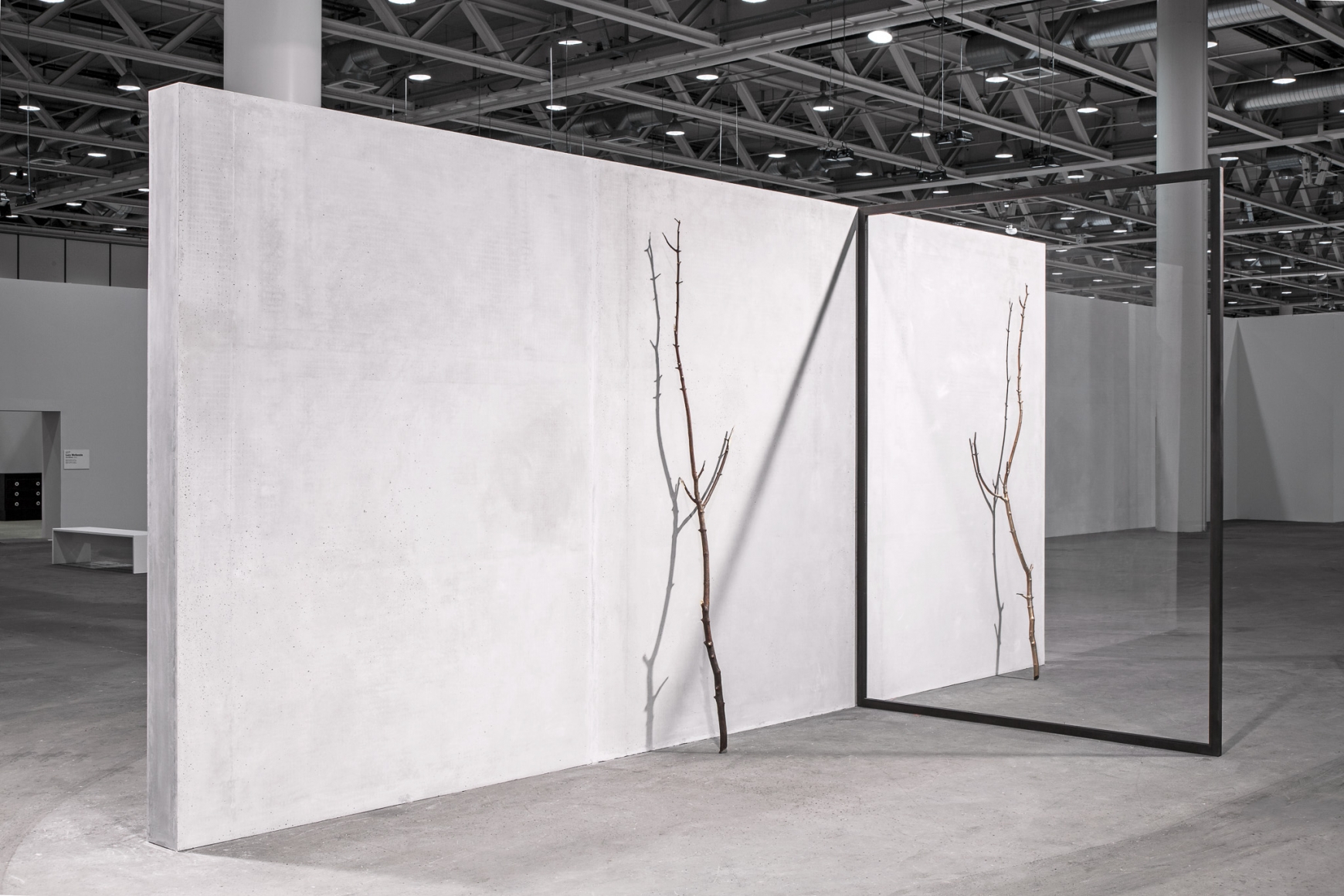 Alicja Kwade Out of Ousia, 2016