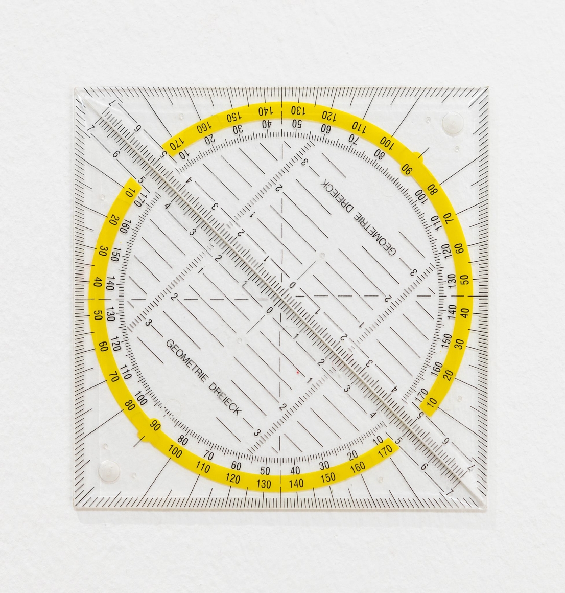Ceal Floyer, Circle, 2015
