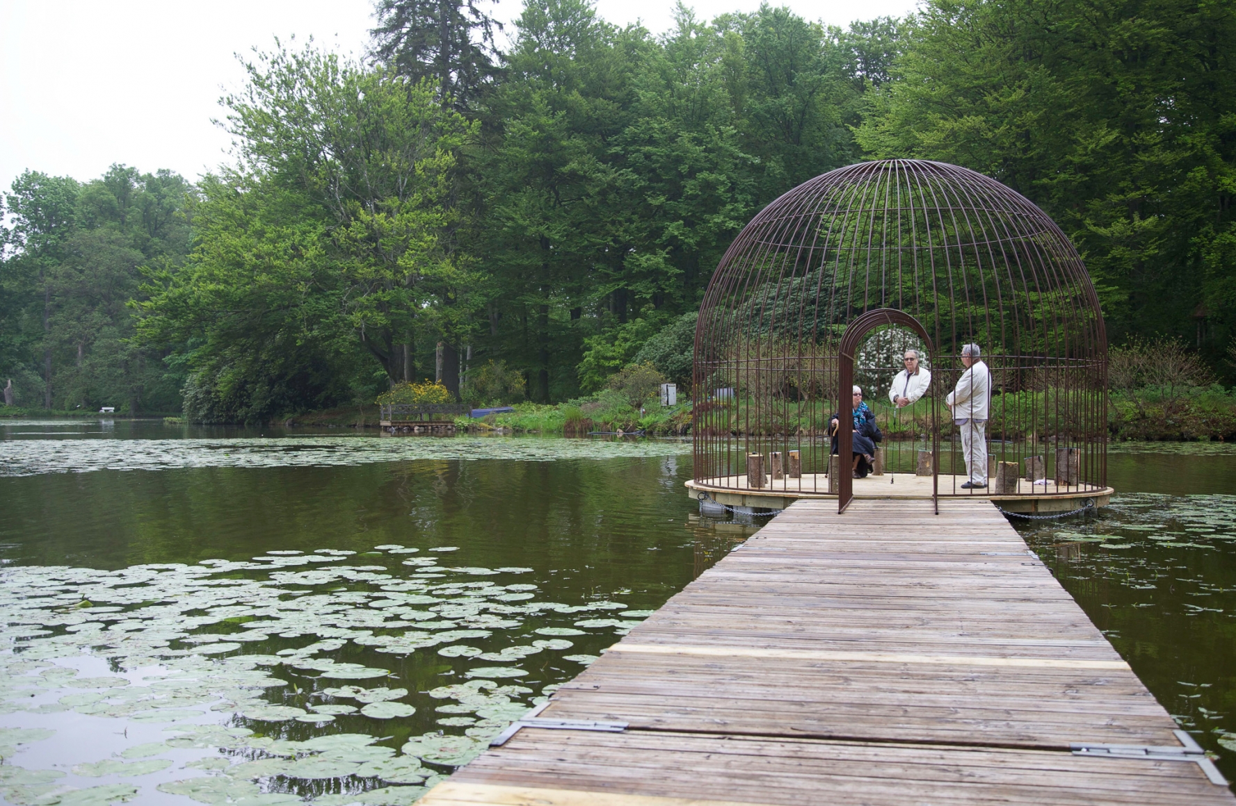 Jeppe Hein, A Smile For You, Installation view: Wånas Konst, Knislinge, Sweden, 2013
