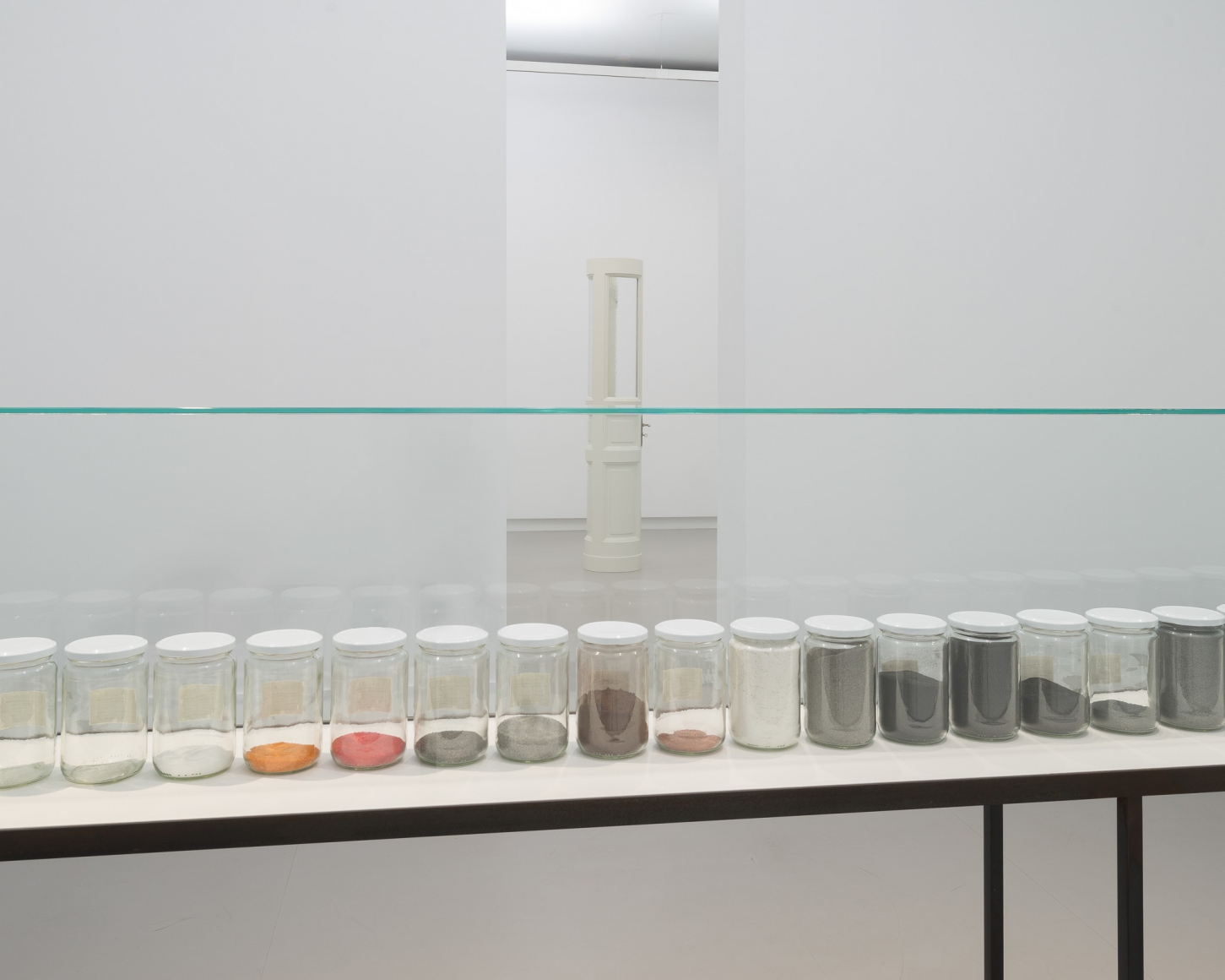 Alicja Kwade, Installation view: de Appel Arts Centre, Amsterdam, 2016