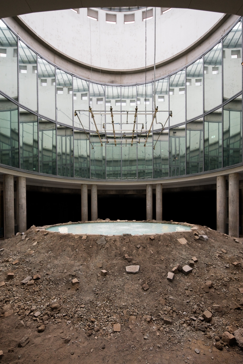 Doug Aitken, Sonic Fountain II, 2013/2015, Installation view Schirn Kunsthalle Frankfurt, 2015