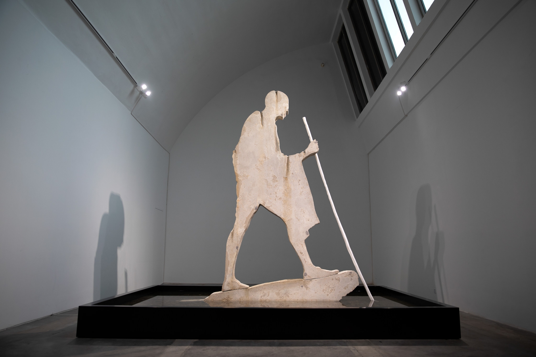Installation view: Doug Aitken, Crossing the Border, Faurschou Foundation Beijing, China, 2019, Photo: Conner MacPhee