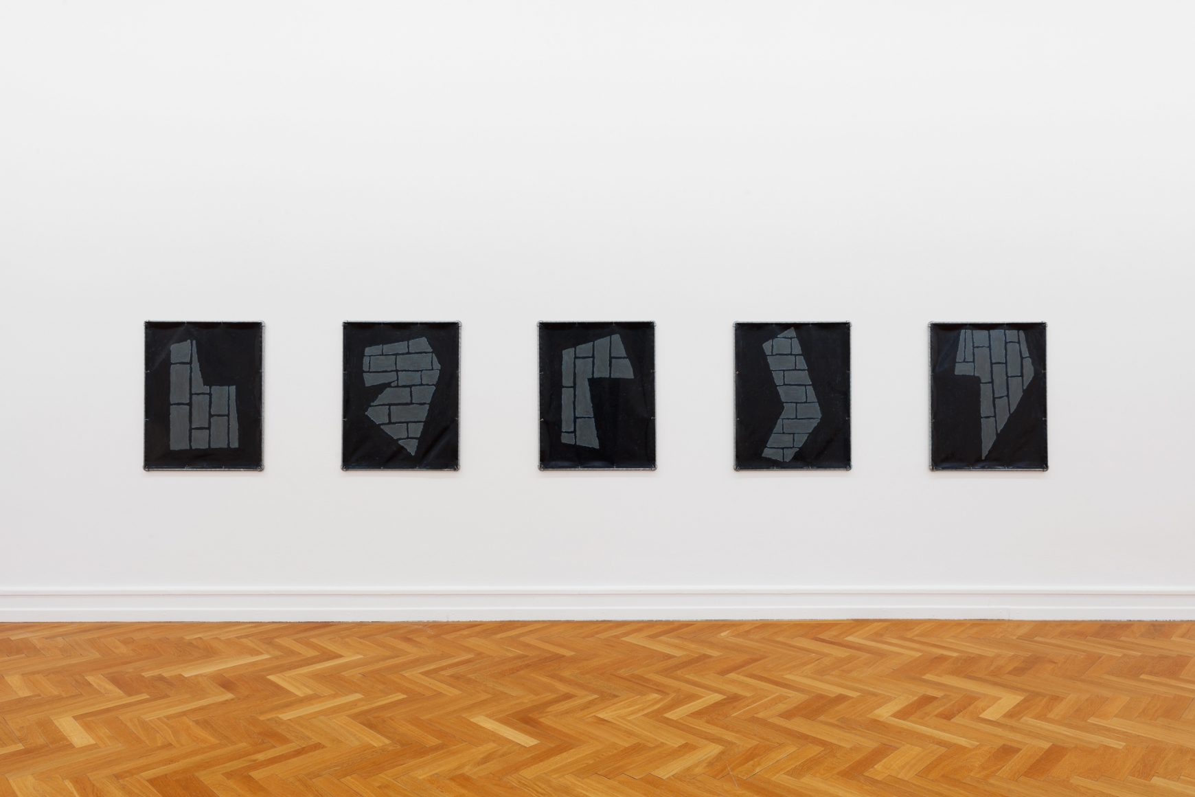 Valentin Carron, Installation view: Do ré mi fa sol la si do, Kunsthalle Bern, 2014