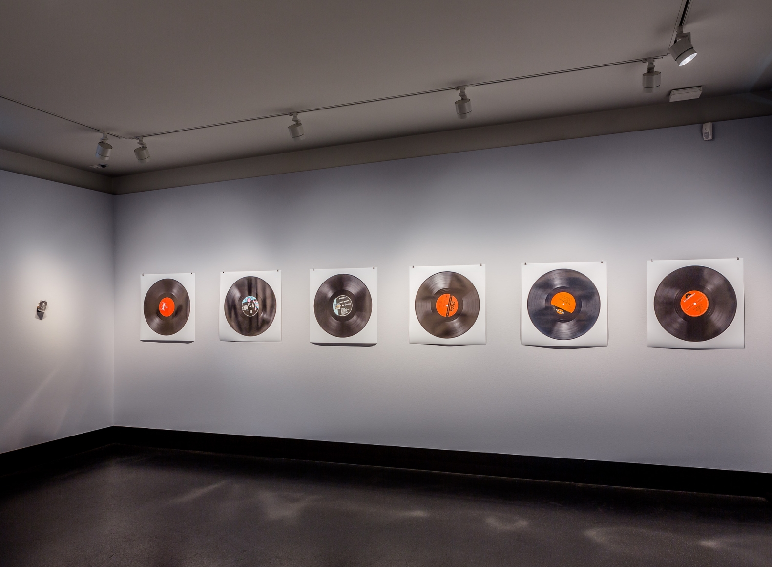 Hans-Peter Feldmann, Installation view: C/O Berlin, 2016