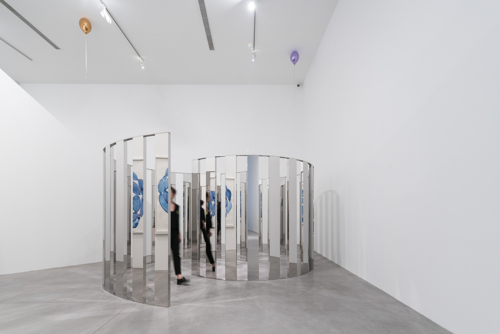 Installation view: Jeppe Hein, Your Way, Château La Coste, Le Puy-Sainte-Réparade, 2017