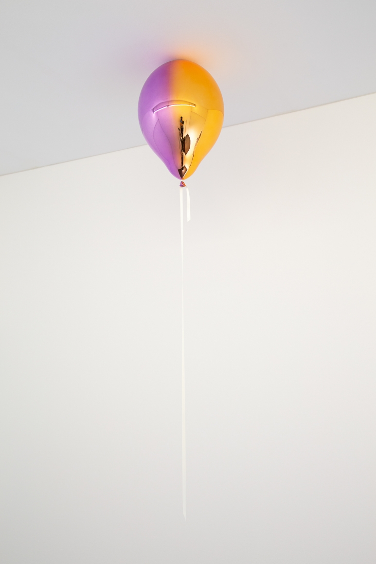 Jeppe Hein, Medium Purple and Light Orange Mirror Balloon (vertical)