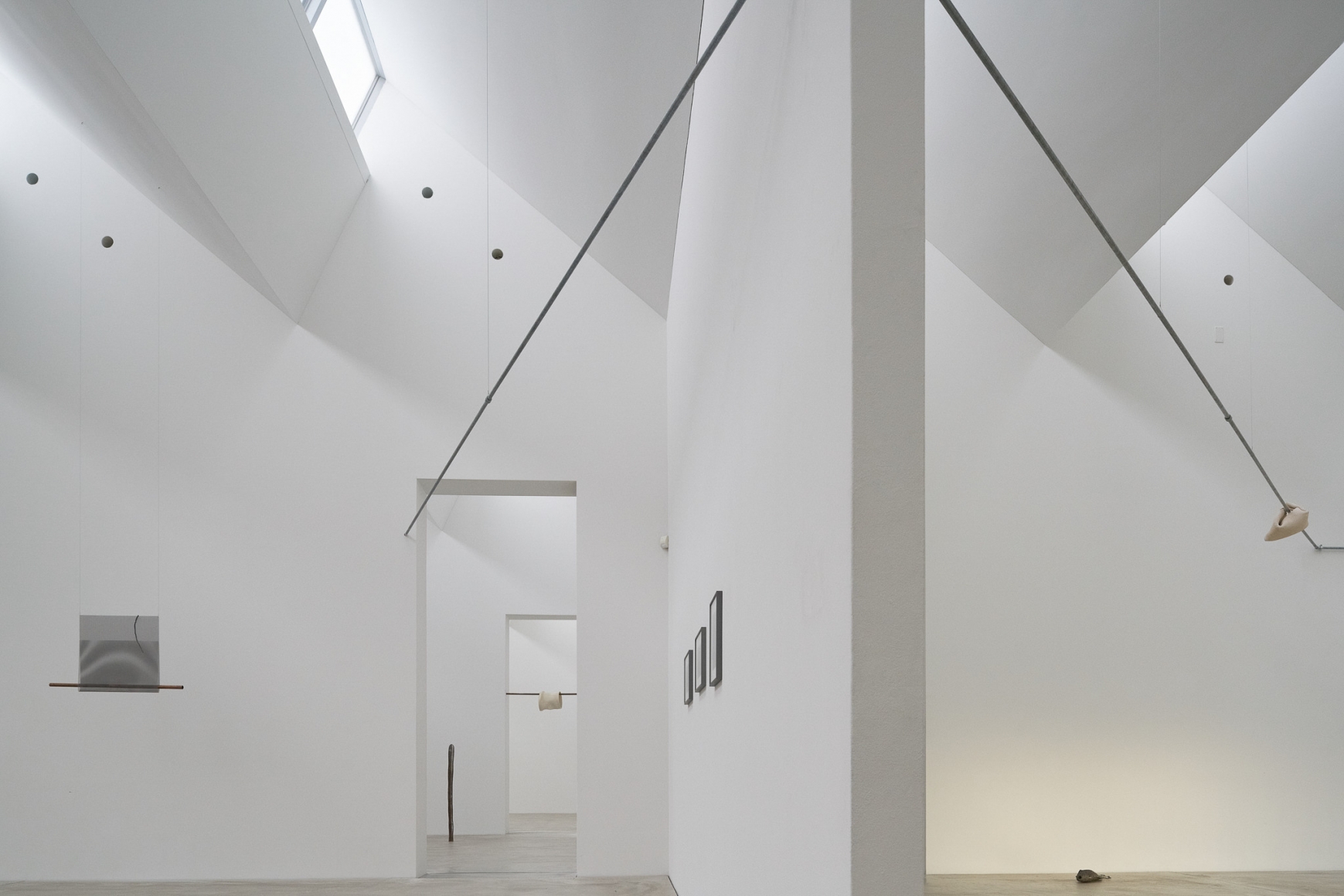 Installation view: Katinka Bock - Sonar / Tomorrow’s Sculpture