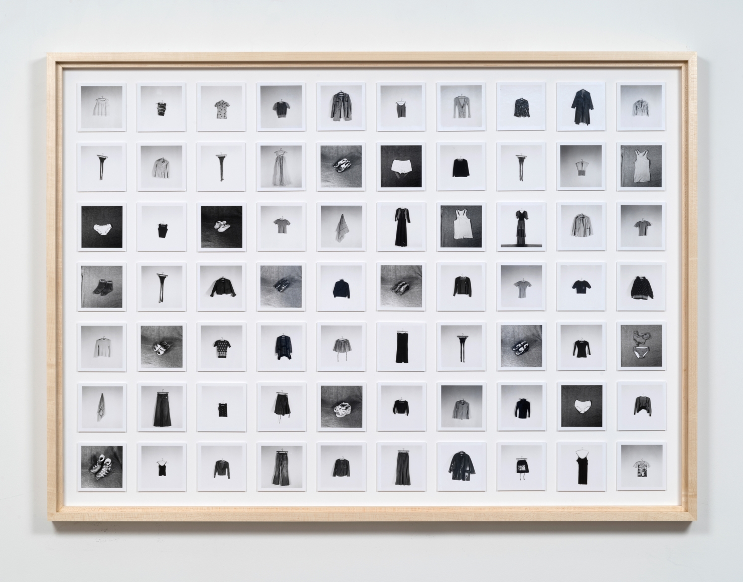 Hans-Peter Feldmann, All the clothes of a woman