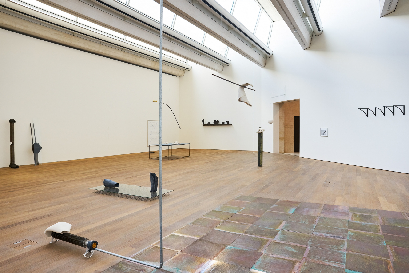 Installatation view: Katinka Bock - Smog / Tomorrow’s Sculpture, Mudam Luxembourg, 2018, Photo: Johannes Schwartz
