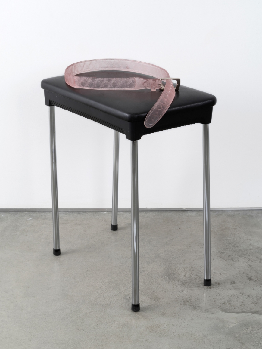 Valentin Carron, Belt on piano stool, 2014