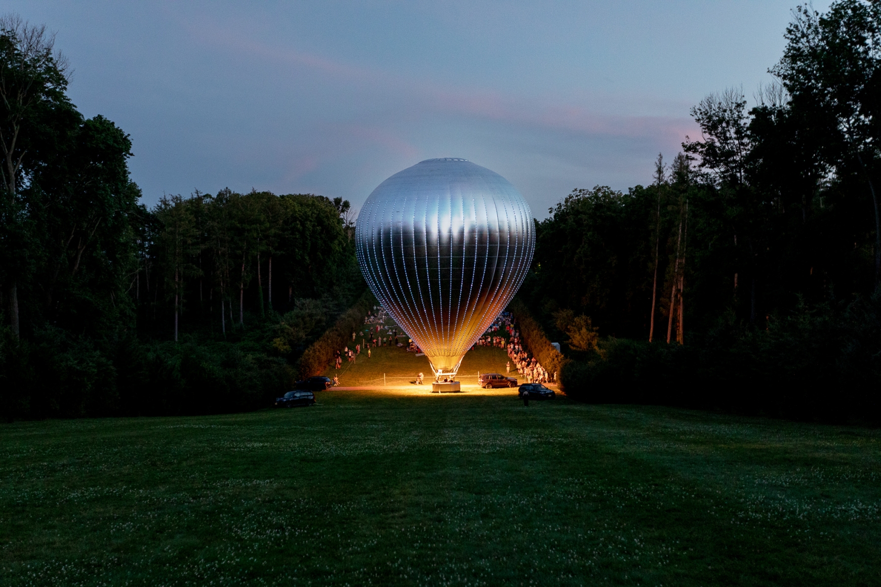 Doug Aitken, New Horizon, 2019