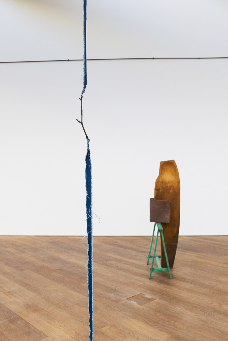 Installatation view: Katinka Bock - Smog / Tomorrow’s Sculpture, Mudam Luxembourg, 2018, Photo: Johannes Schwartz