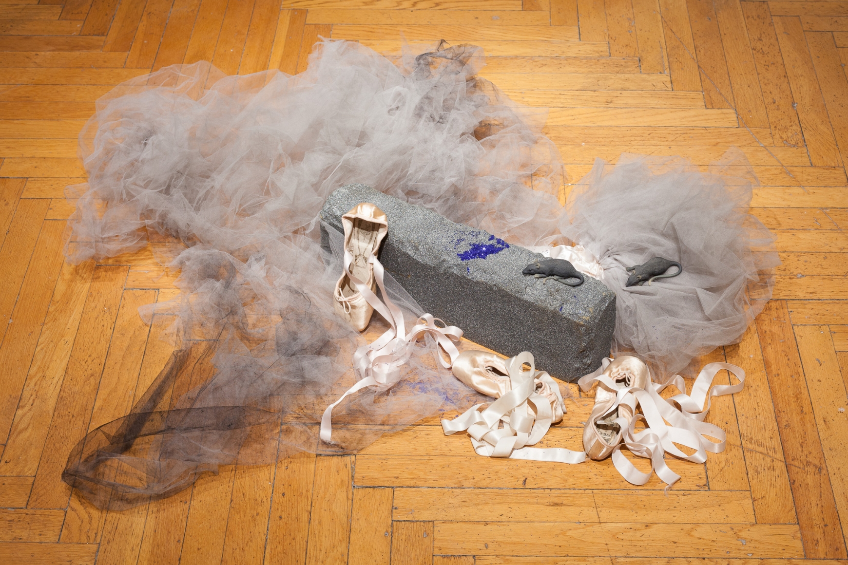 Dance Rehearsal: Karen Kilimnik’s World of Ballet and Theatre, Mills College Art Museum, 2012