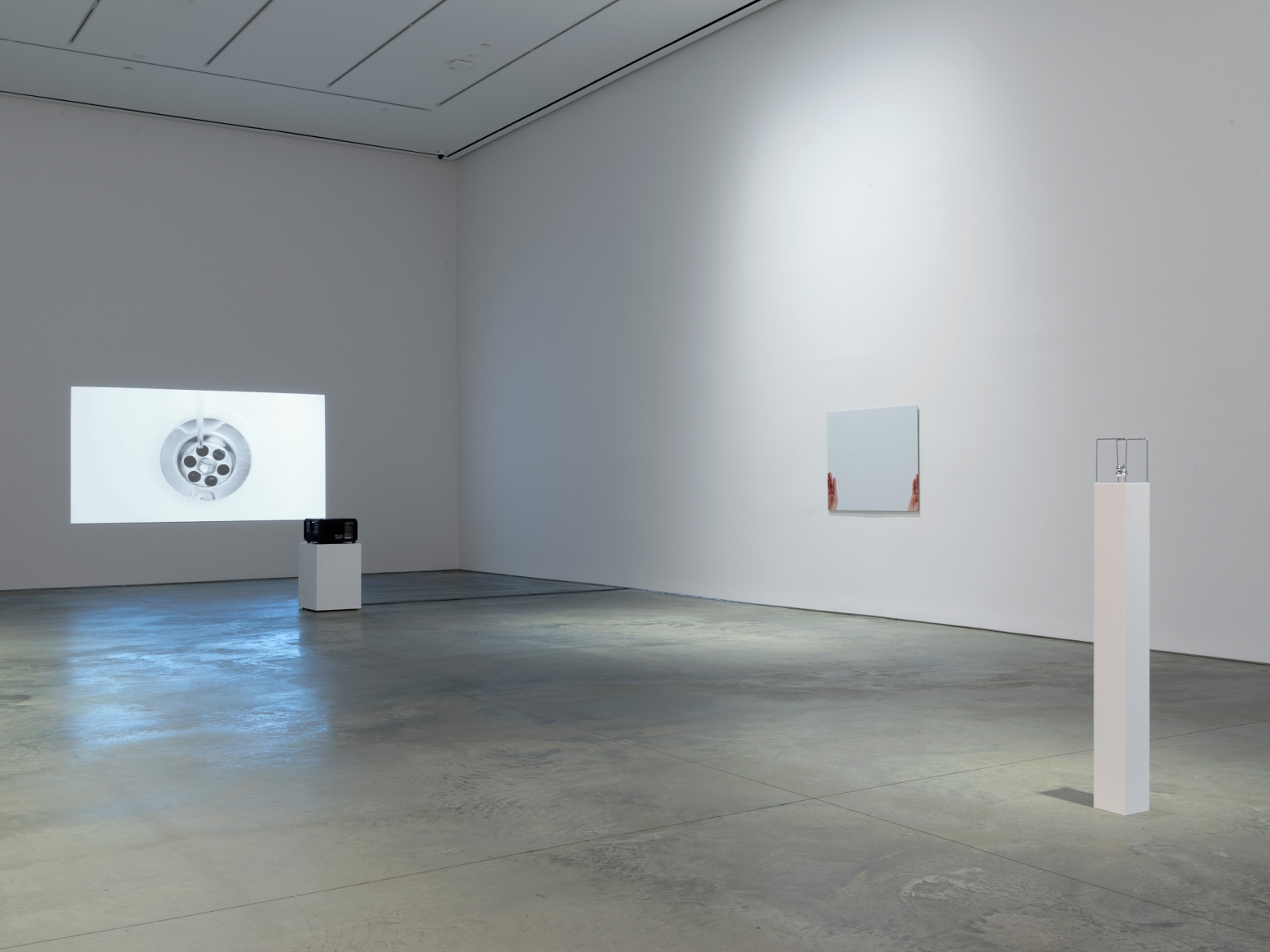 Ceal Floyer, Installation view: 303 Gallery, 2017