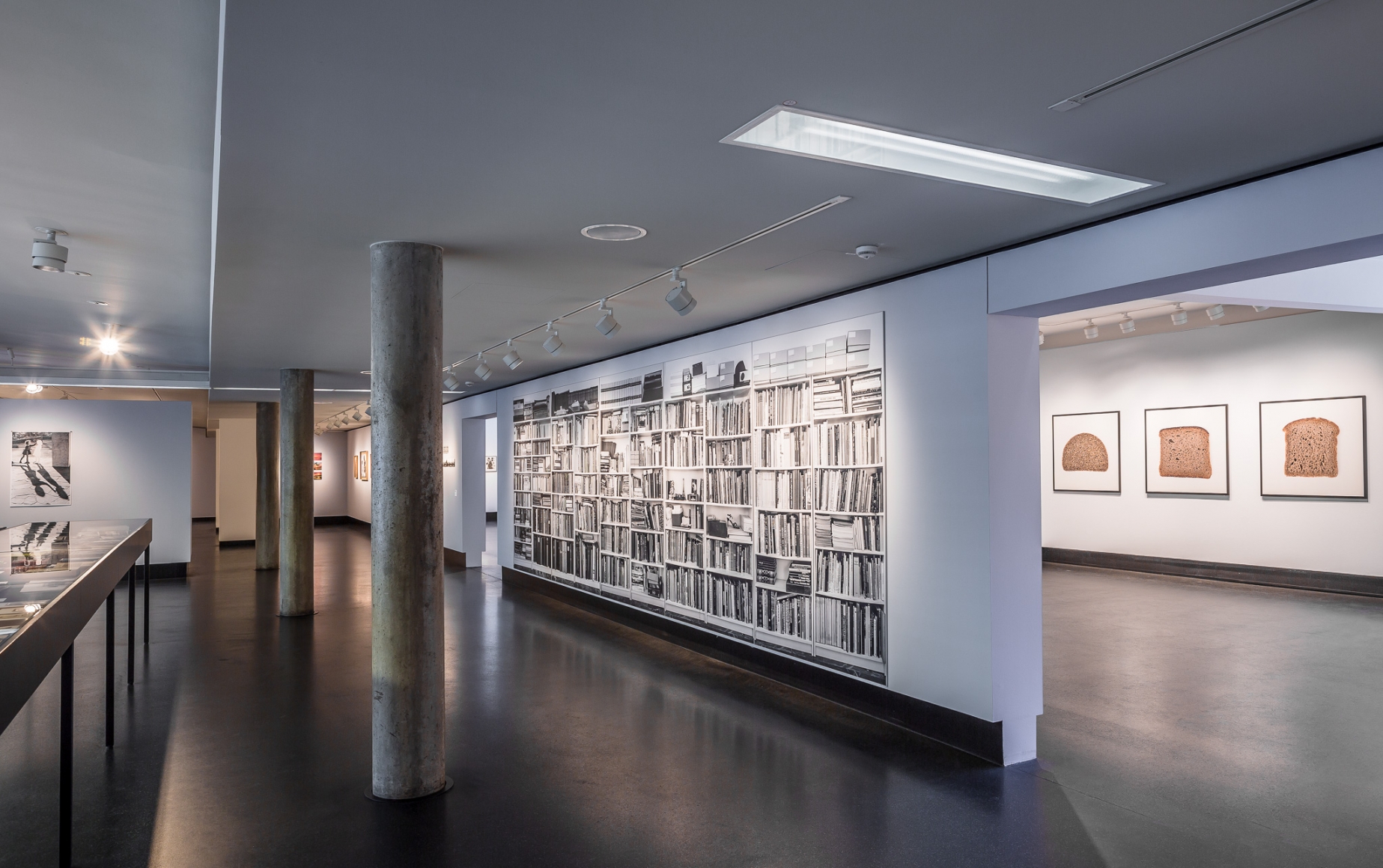Hans-Peter Feldmann, Installation view: C/O Berlin, 2016