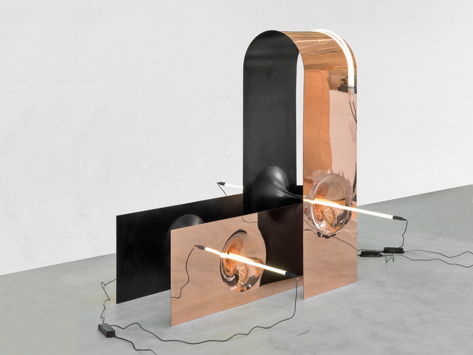 Alicja Kwade, Formation, 2018