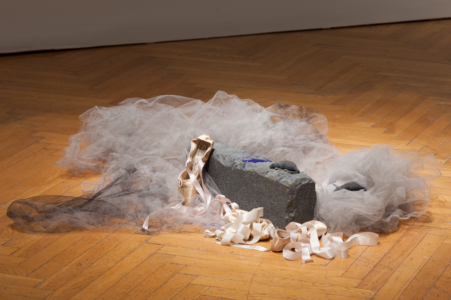 Dance Rehearsal: Karen Kilimnik’s World of Ballet and Theatre, Mills College Art Museum, 2012
