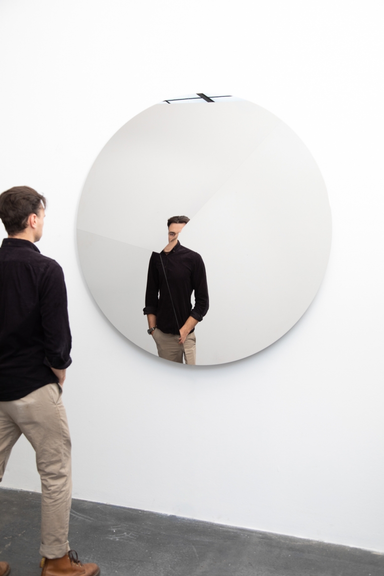 Jeppe Hein, Not yet titled (Mirror Rotating 120° II), 2019