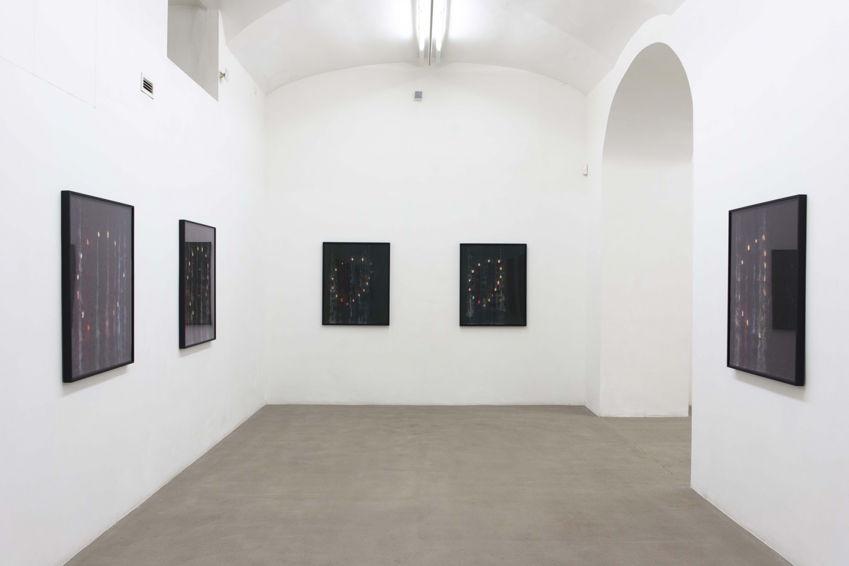 Sam Falls, Exhibition view: Fondazione Giulinai, Rome, 2015. Photo: Giorgio Benni