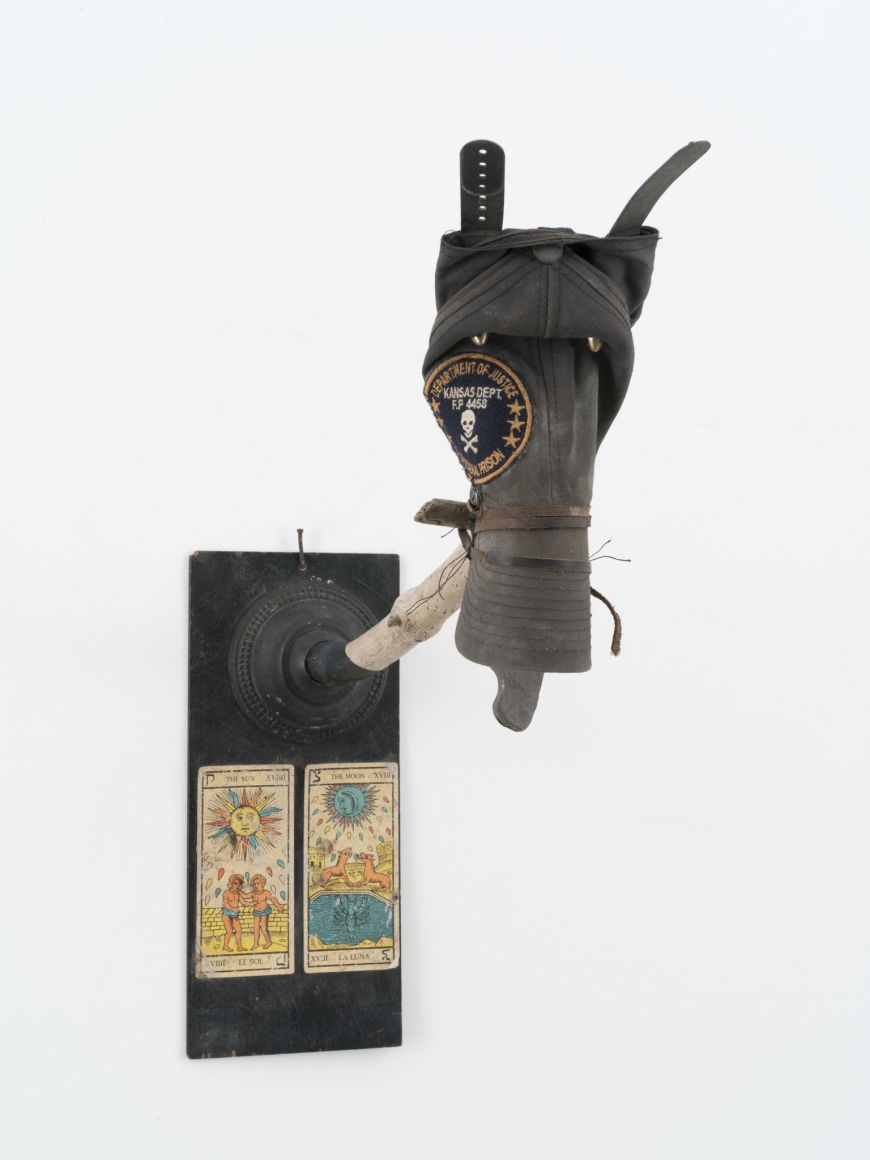 Mike Nelson, Trophy head (the Wizard), 2016