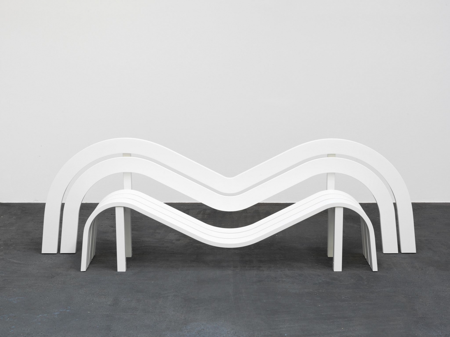 Jeppe Hein, Modified Social Bench #17, 2012