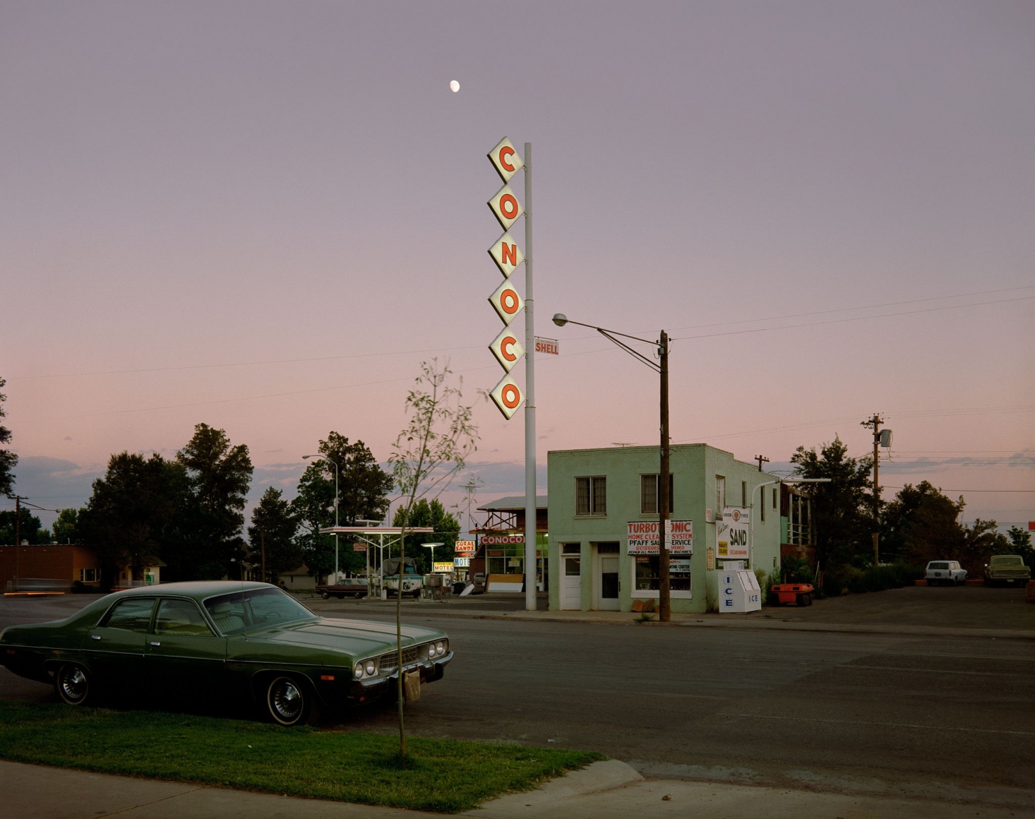 Stephen Shore, Conoco Sign, Center Street, Kanab, Utah, August 9, 1973