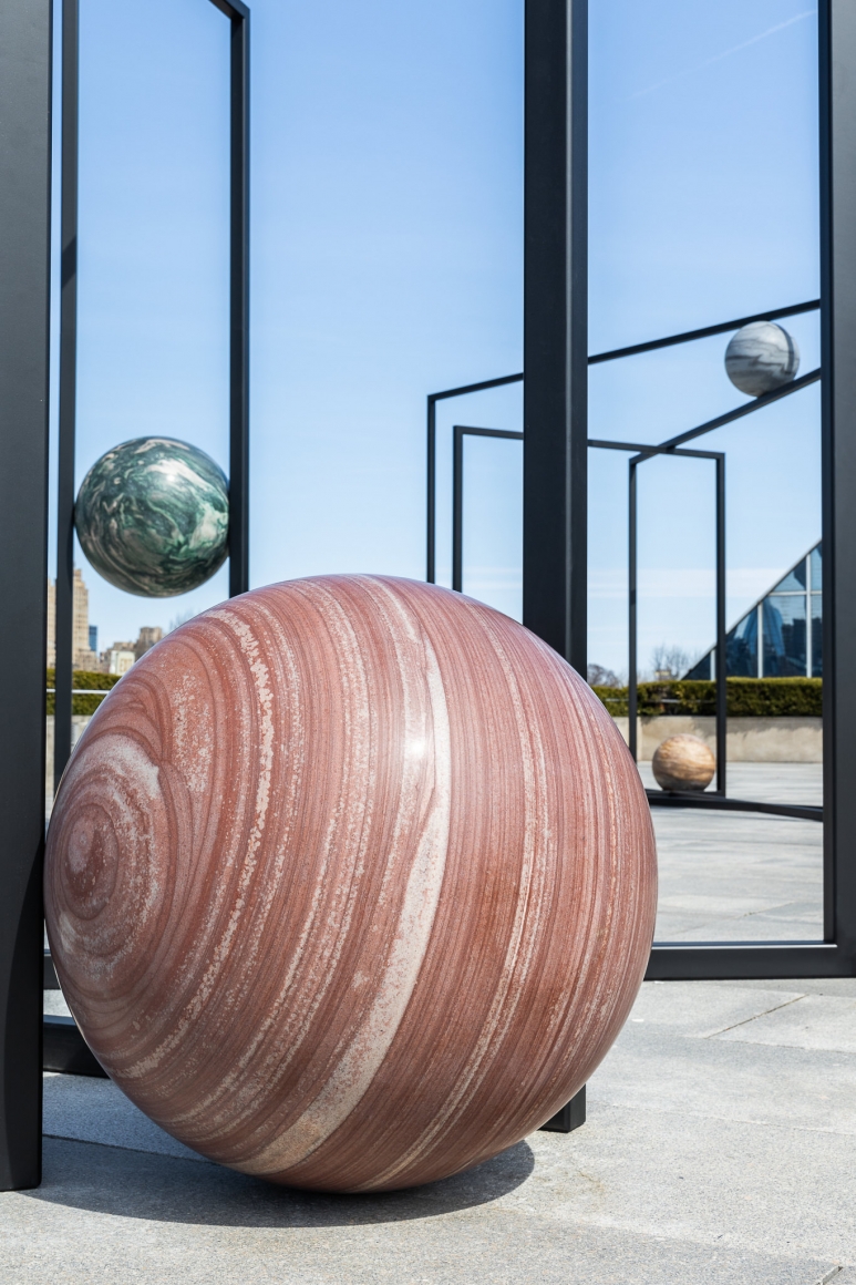 Installation view: Alicja Kwade, ParaPivot, 2019, © The Metropolitan Museum of Art, photo by Hyla Skopitz