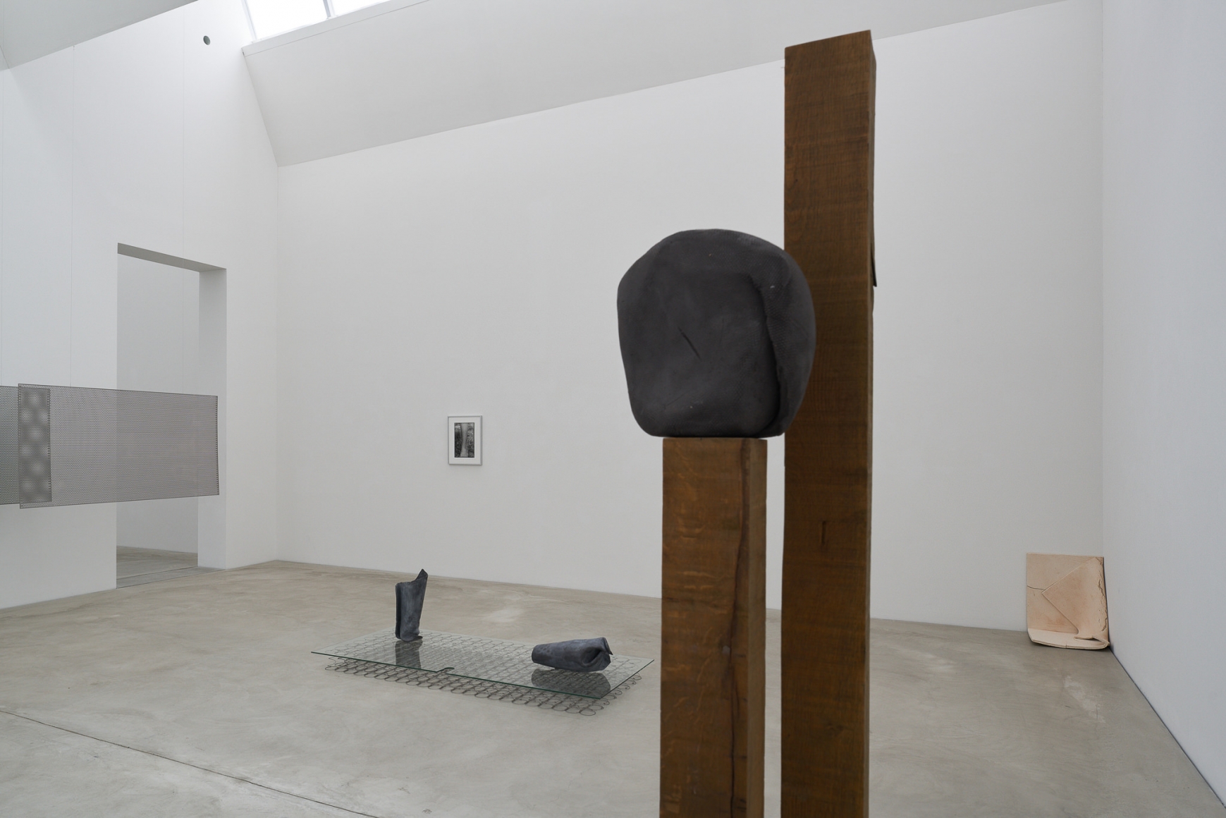 Installation view: Katinka Bock - Sonar / Tomorrow’s Sculpture