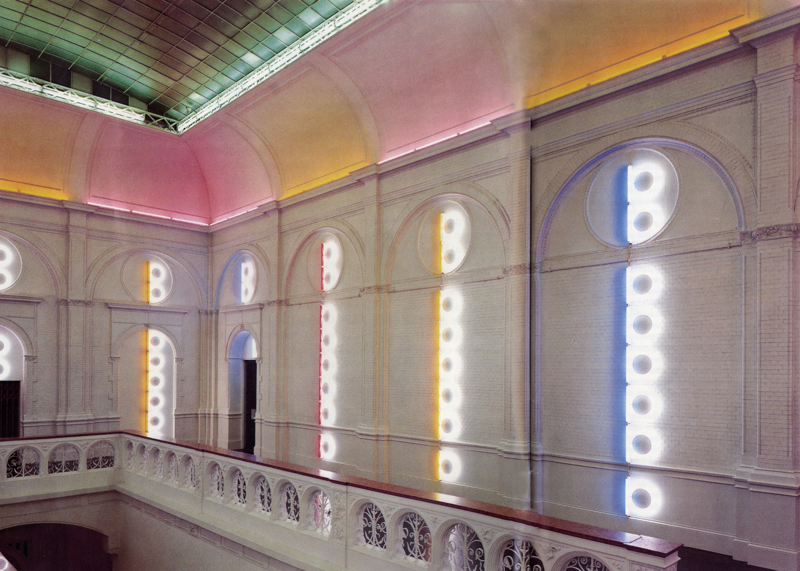 Dan Flavin p.p1 {margin: 0.0px 0.0px 0.0px 0.0px; font: 7.0px Arial}