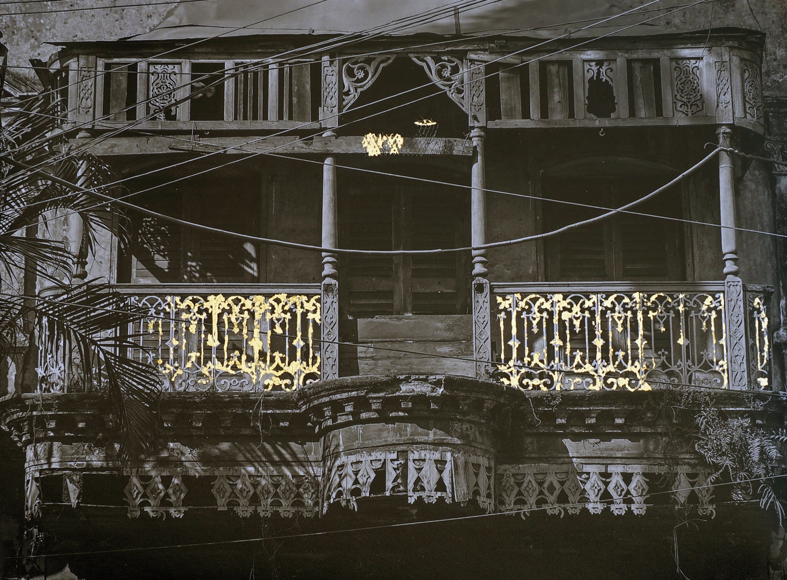 Najmun Nahar Keya Kintsugi Dhaka (2) Photograph on archival paper, gold leaf, archival glue 13 x 17 in. 2019