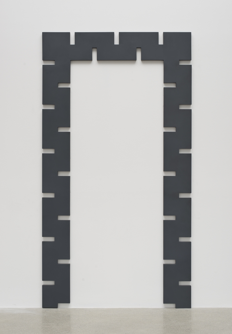 Rosha Yaghmai, Gates (graphite)