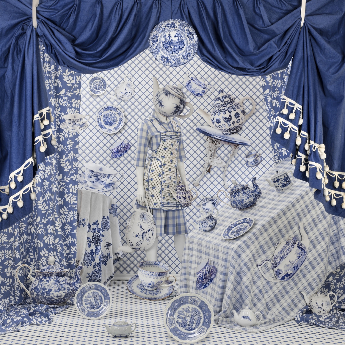 Patty Carroll: Tea Party