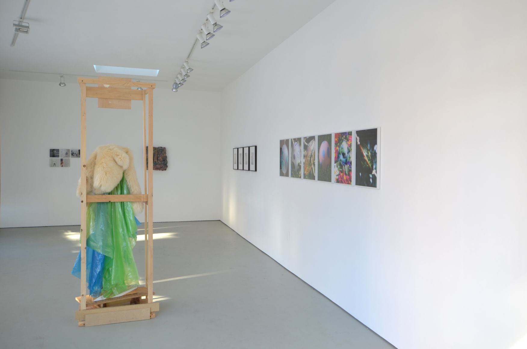 Installation view Nude Model