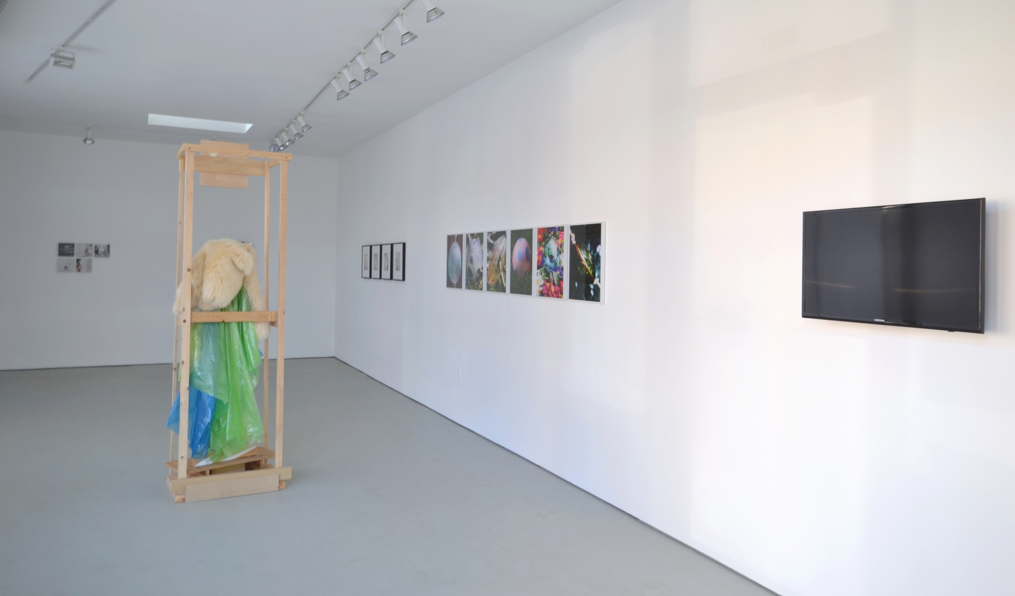 Installation view Nude Model