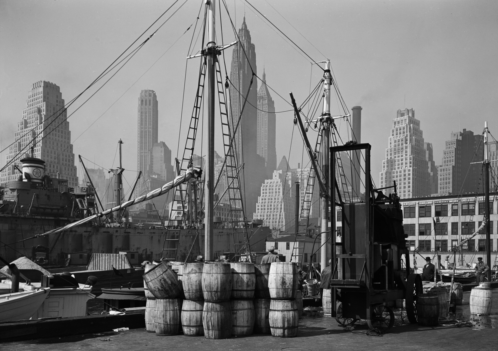 Todd Webb, New York, Fulton 1946