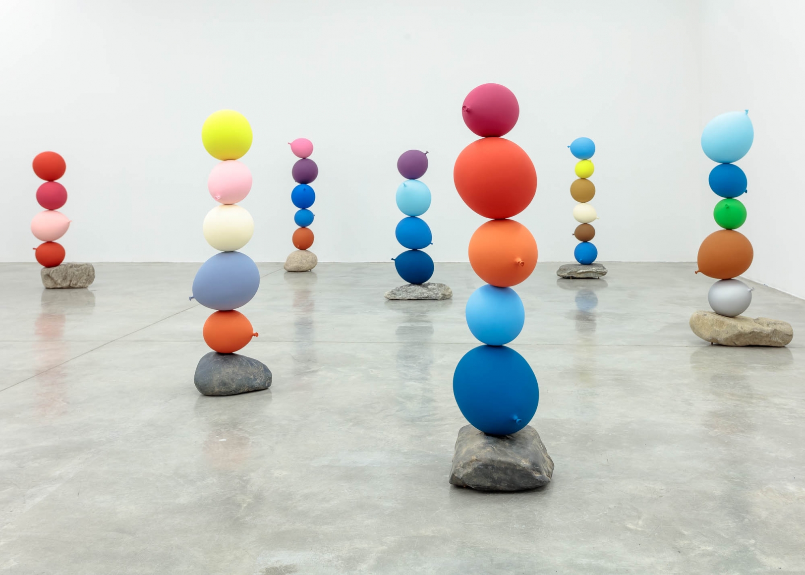 Installation view of Dwarf, Dust, Doubt by Gimhongsok. Image by Jeremy Haik.
