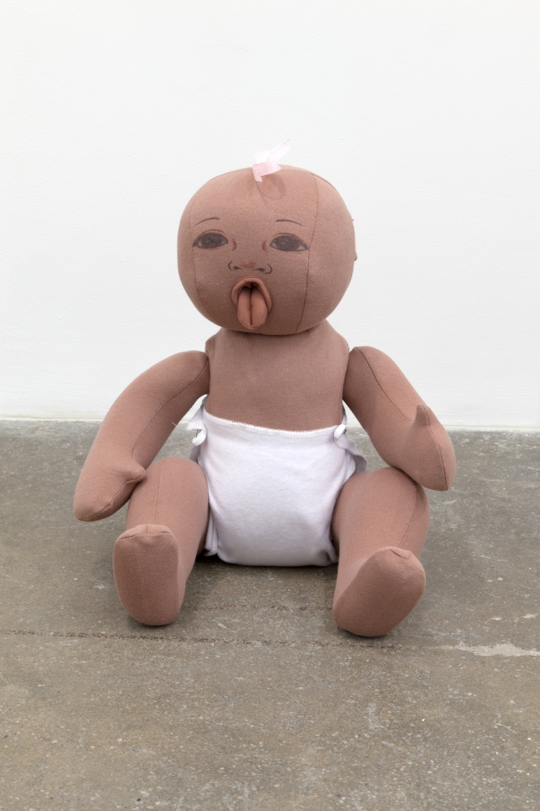 Darren BaderTo Have and to Hold: Object Xdimensions variable