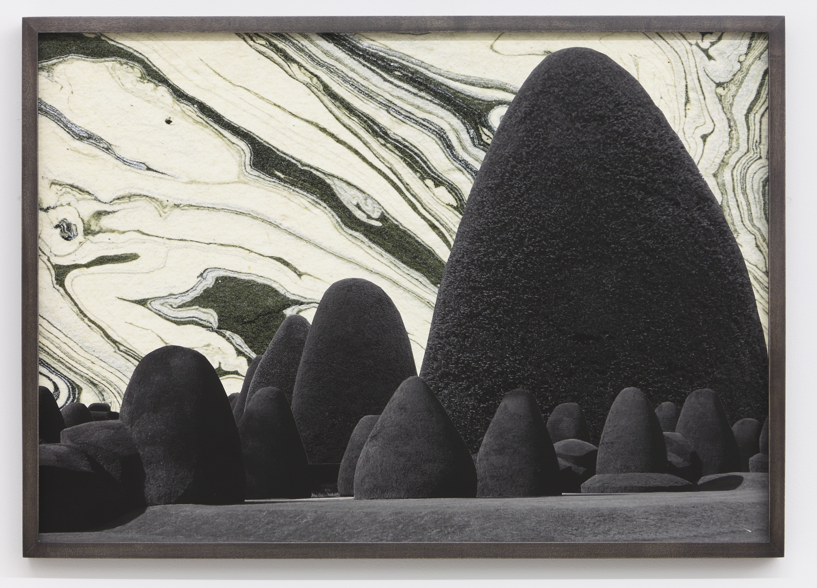Maria Loboda Formal garden in the early morning hours (4), 2013