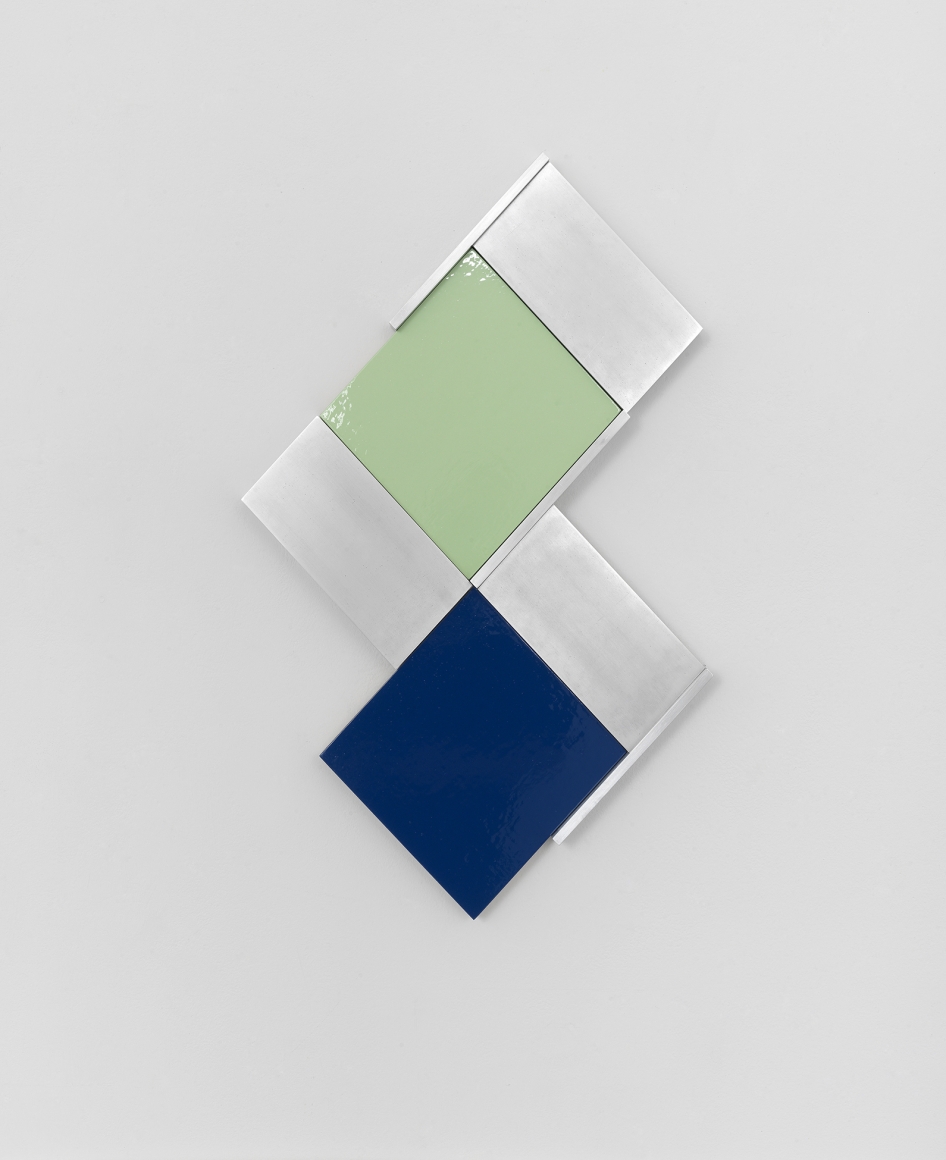 p.p1 {margin: 0.0px 0.0px 0.0px 0.0px; font: 12.0px Arial}