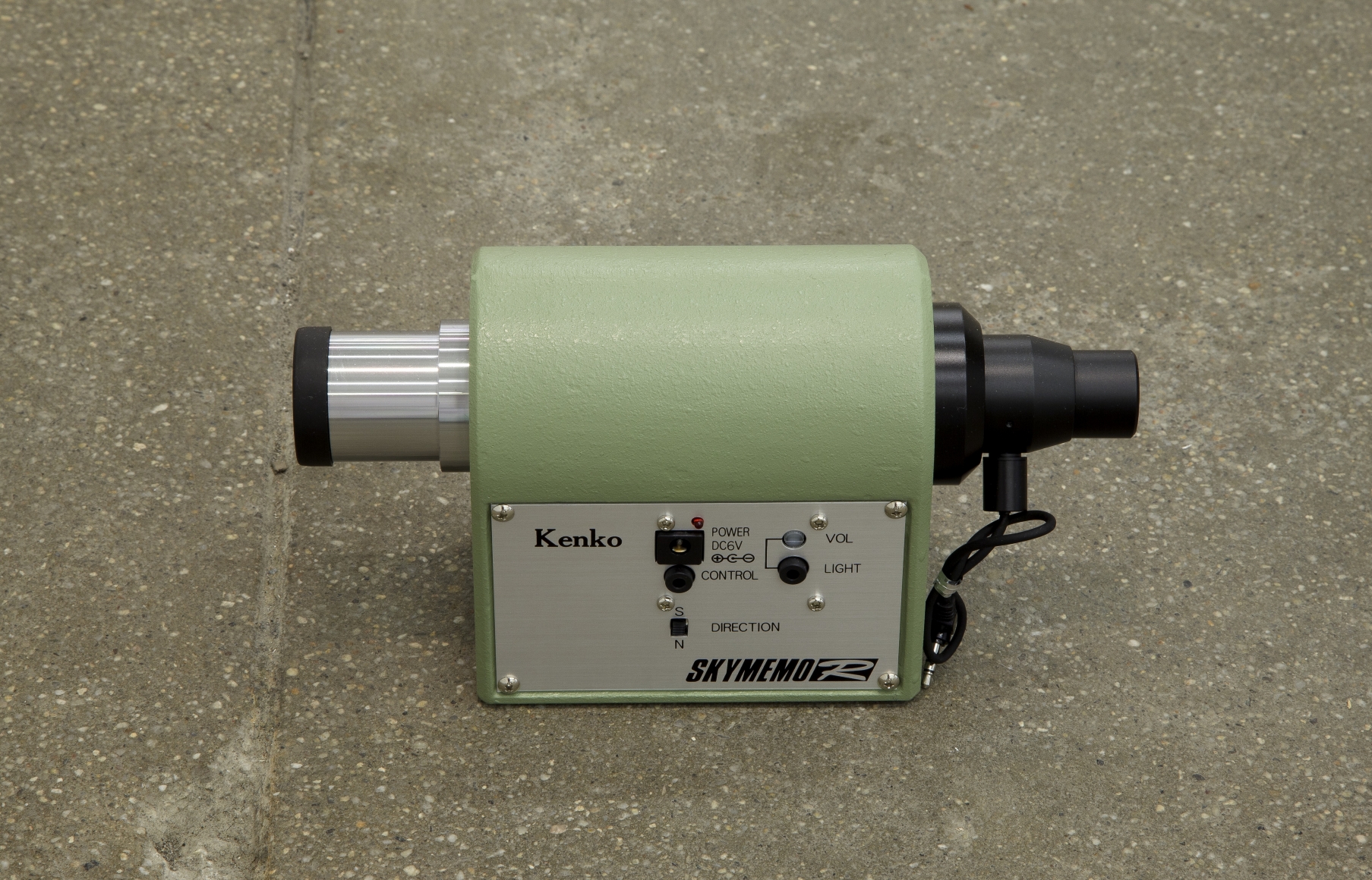 Darren BaderTo Have and to Hold: Object Tdimensions variable