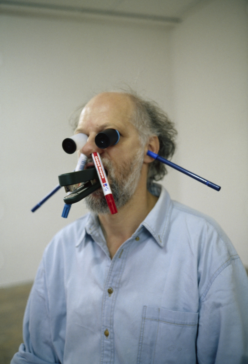 æ­æ·æ²å§ One Minute Sculpture, 1997