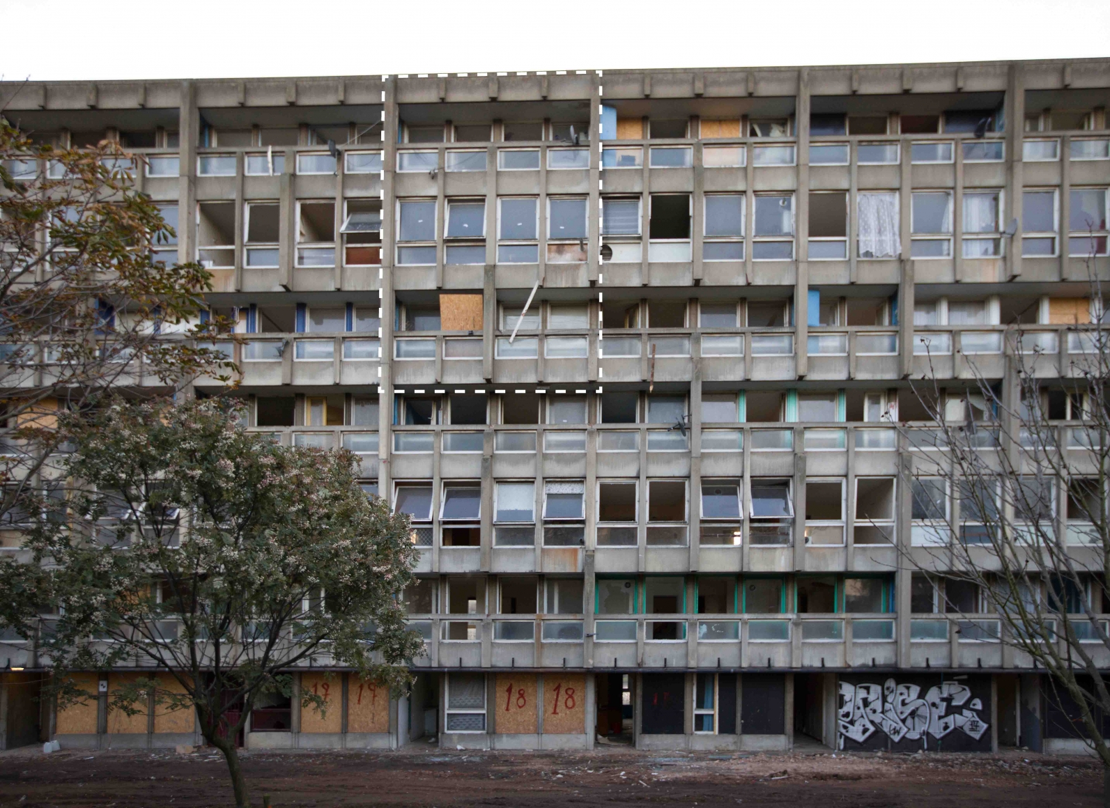 Do Ho Suh: Robin Hood Gardens: A Ruin in Reverse, Installation view, Pavilion of Applied Arts, Venice Architecture Biennale 2018, Venice, Italy