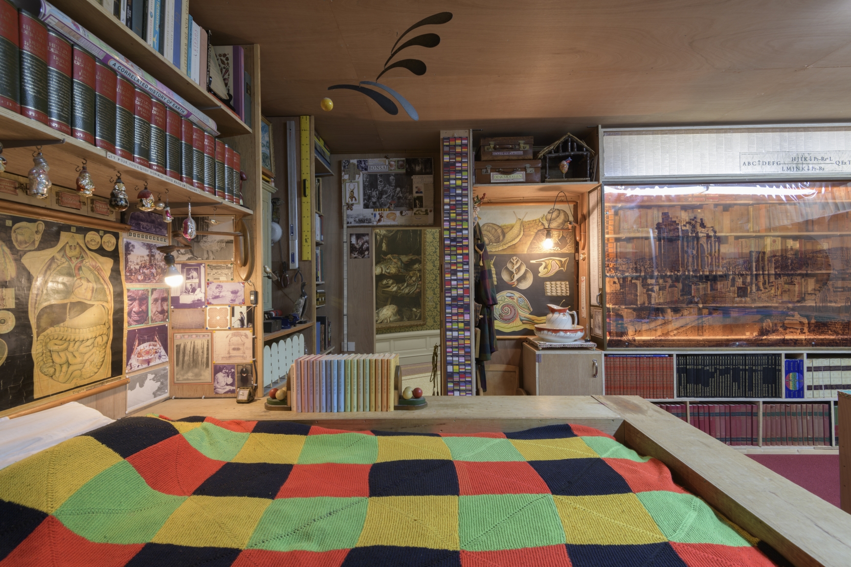 Patrick Van Caeckenbergh: The Pantologue (danke Schön), longterm installation