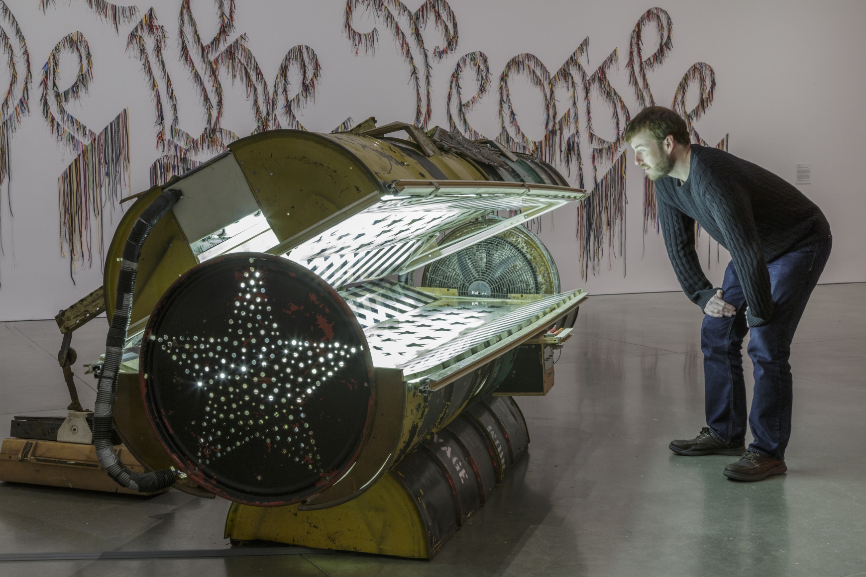 NARI WARD, Glory, 2004