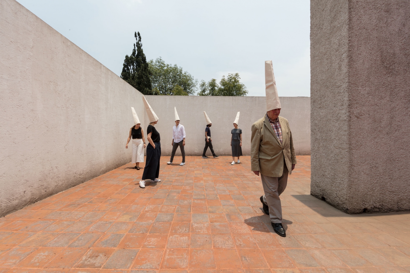 Franz Erhard Walther , Estancia FEMSA Casa Luis Barragán, Mexico City. 