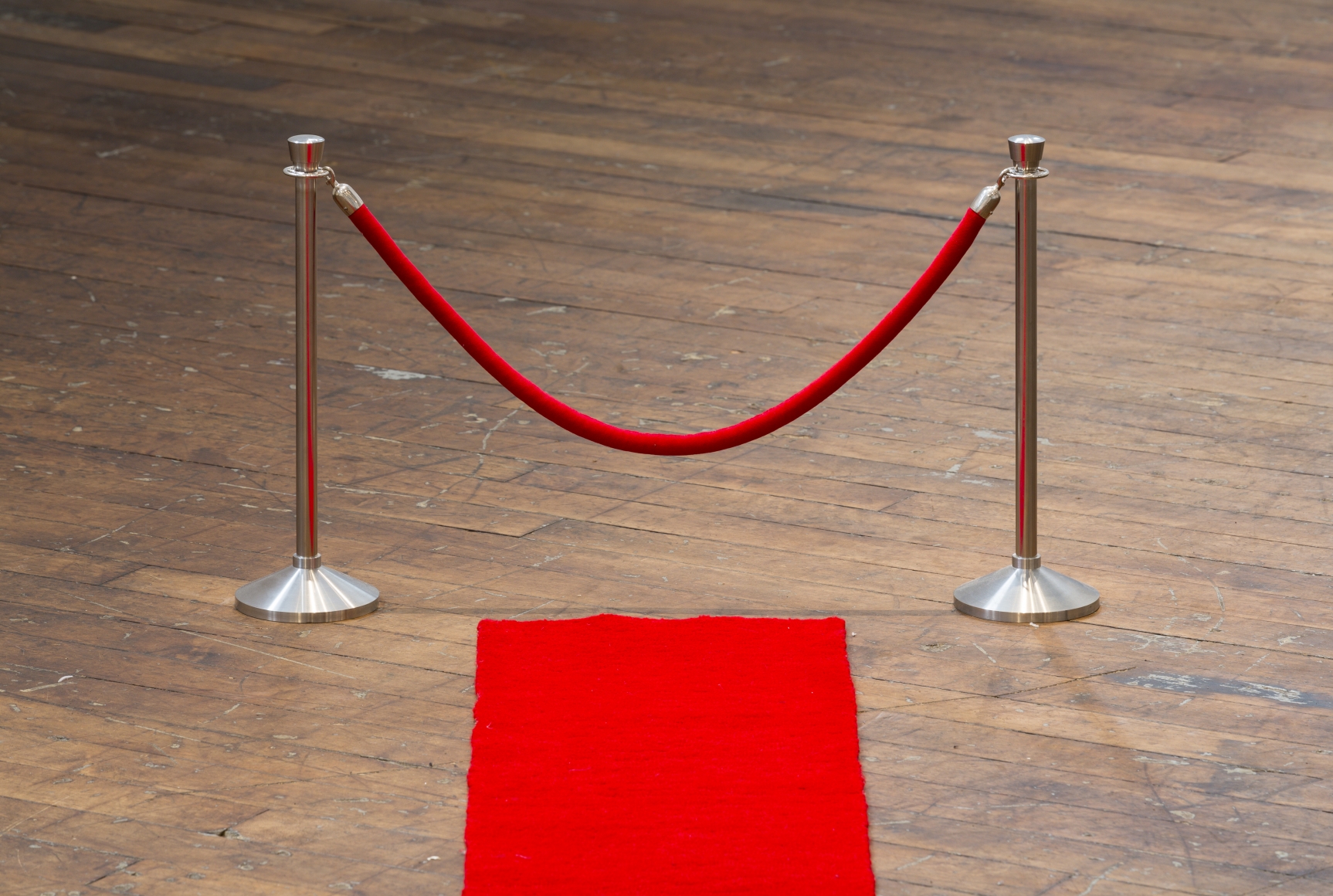  , !DO NOT ENTER! / Red Carpet