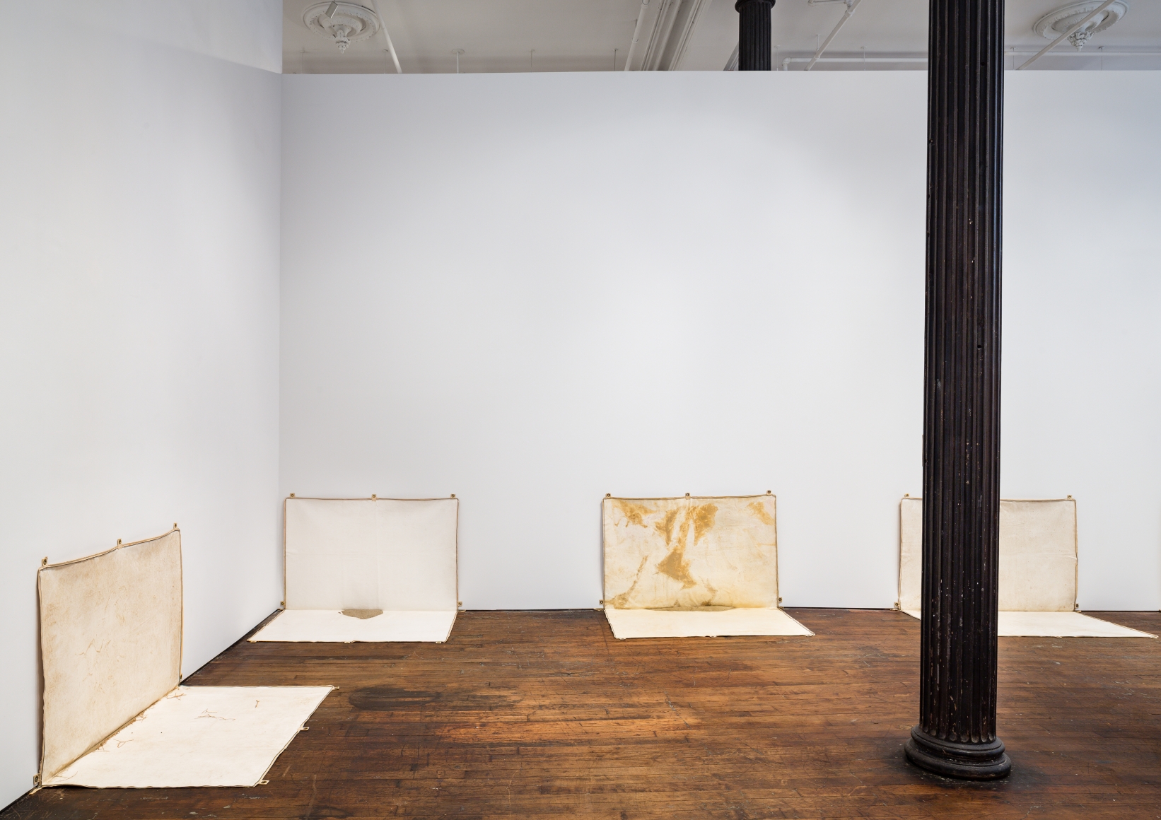Alex Hay: Circumstance / Art – installation view 4