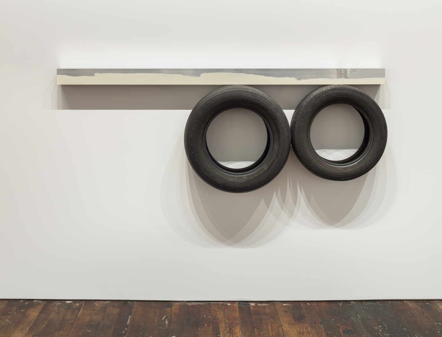 One Line (horizontal), Two Circles Underneath, 2014