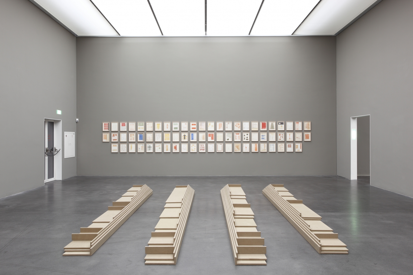 Gesang der Schreitsockel, Kunstmuseum Luzern, Switzerland. 
